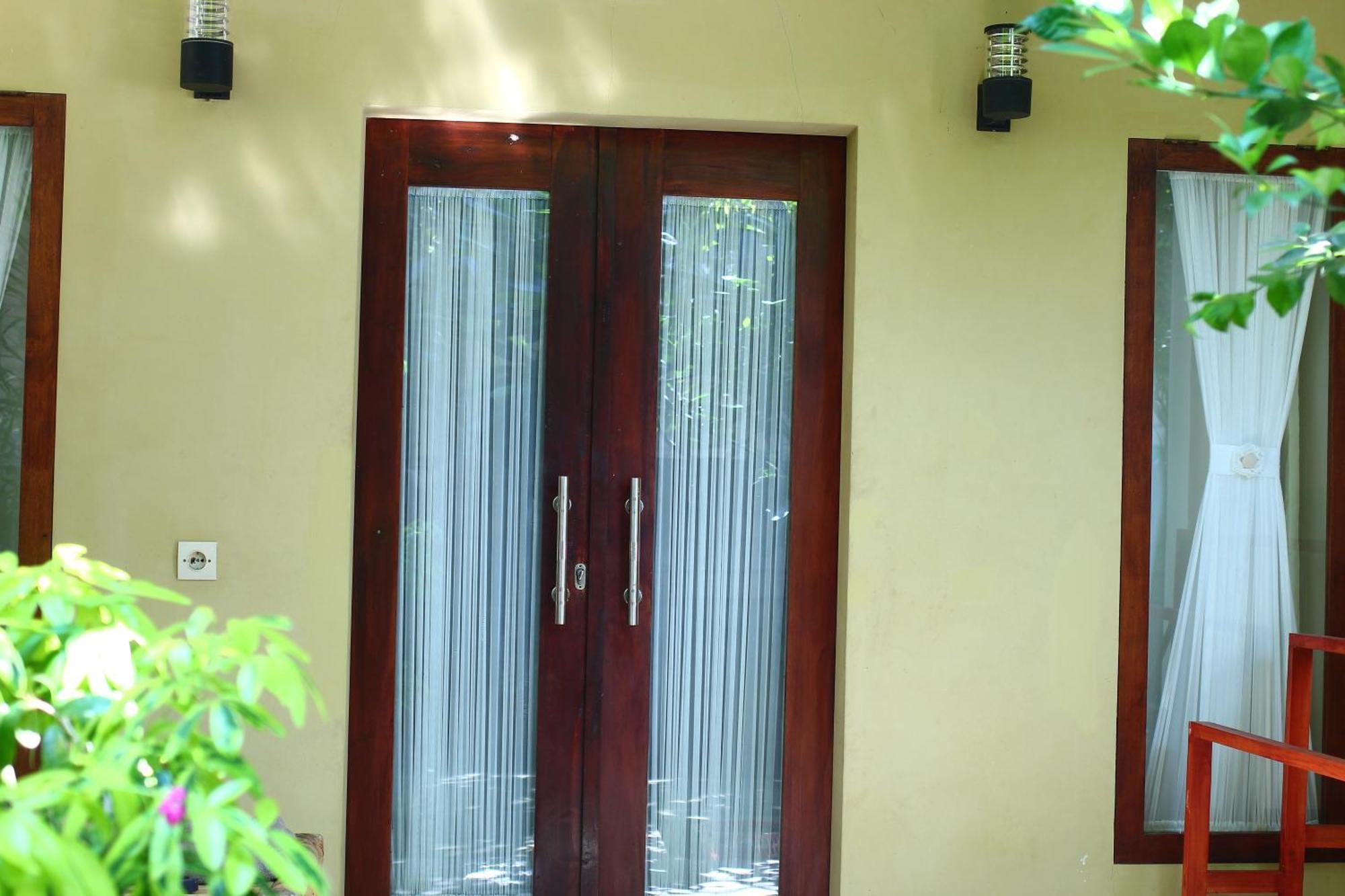 Three V Homestay Kuta  외부 사진