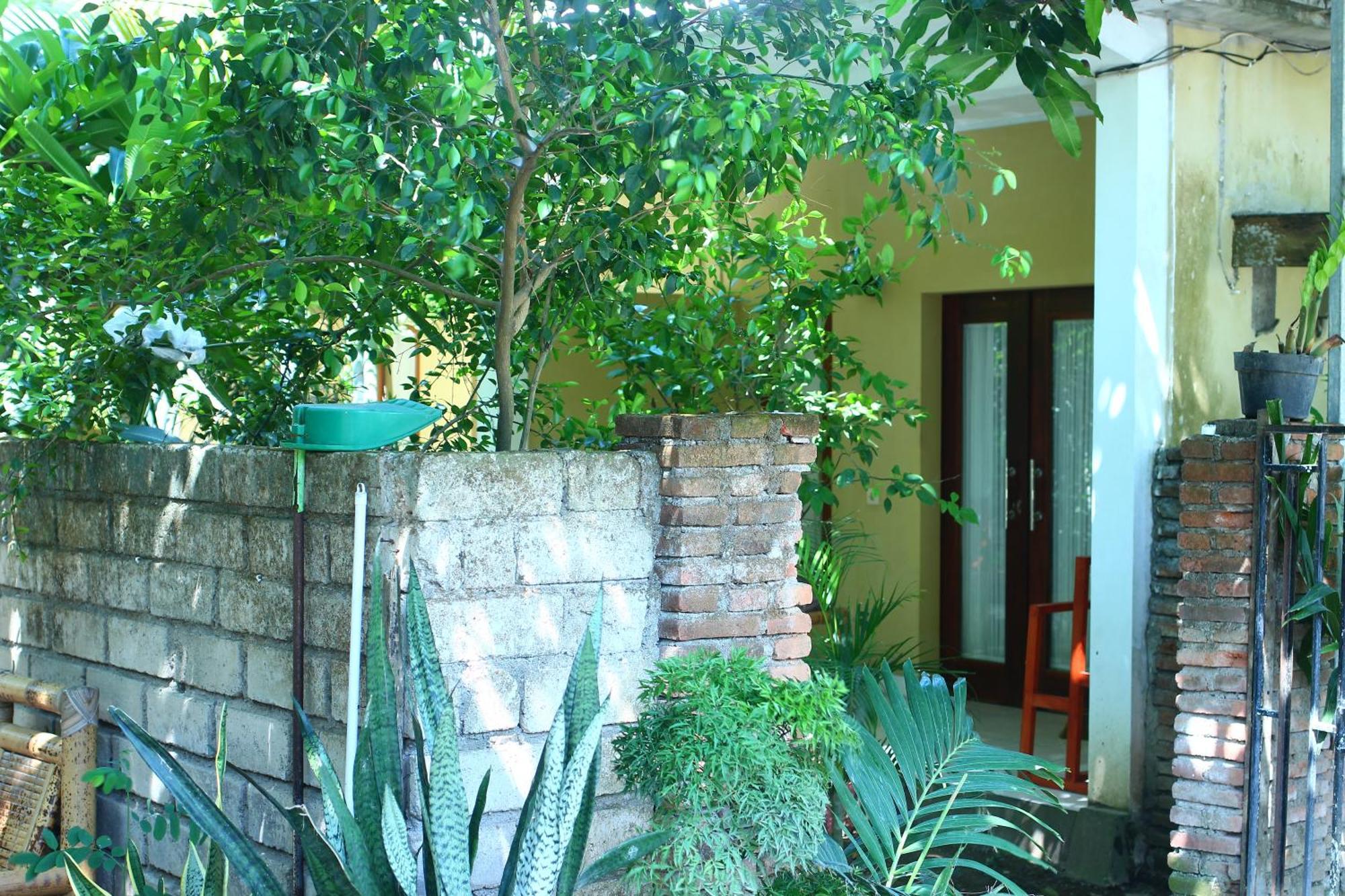 Three V Homestay Kuta  외부 사진