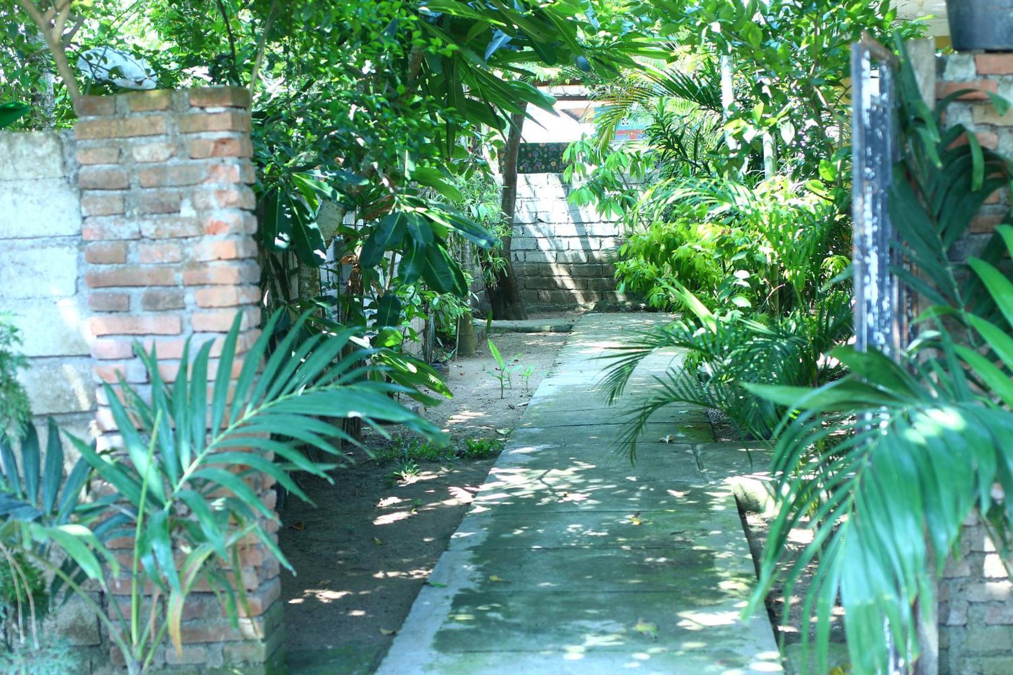 Three V Homestay Kuta  외부 사진
