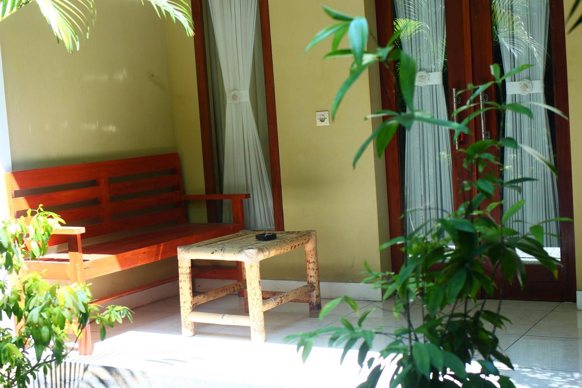 Three V Homestay Kuta  외부 사진
