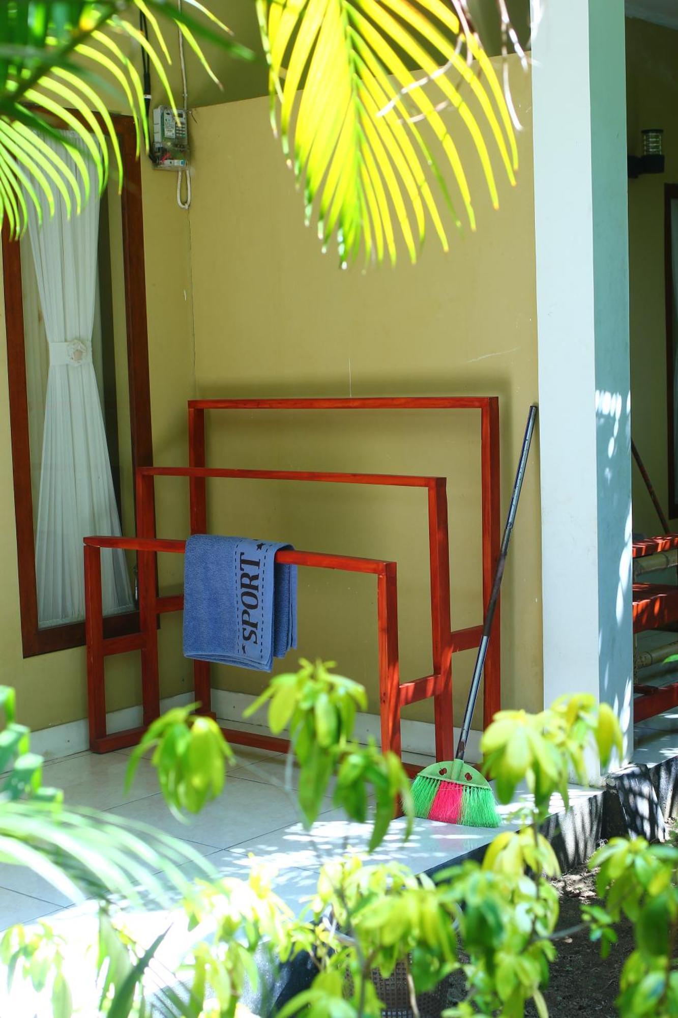 Three V Homestay Kuta  외부 사진